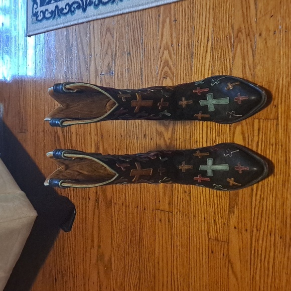 Old Gringo Shoes - Old Gringo cowboy boots - Size 8.5; EUC